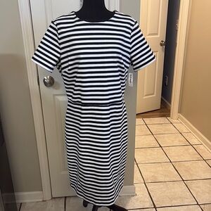 Old Navy Black and White Sheath Midi Dress